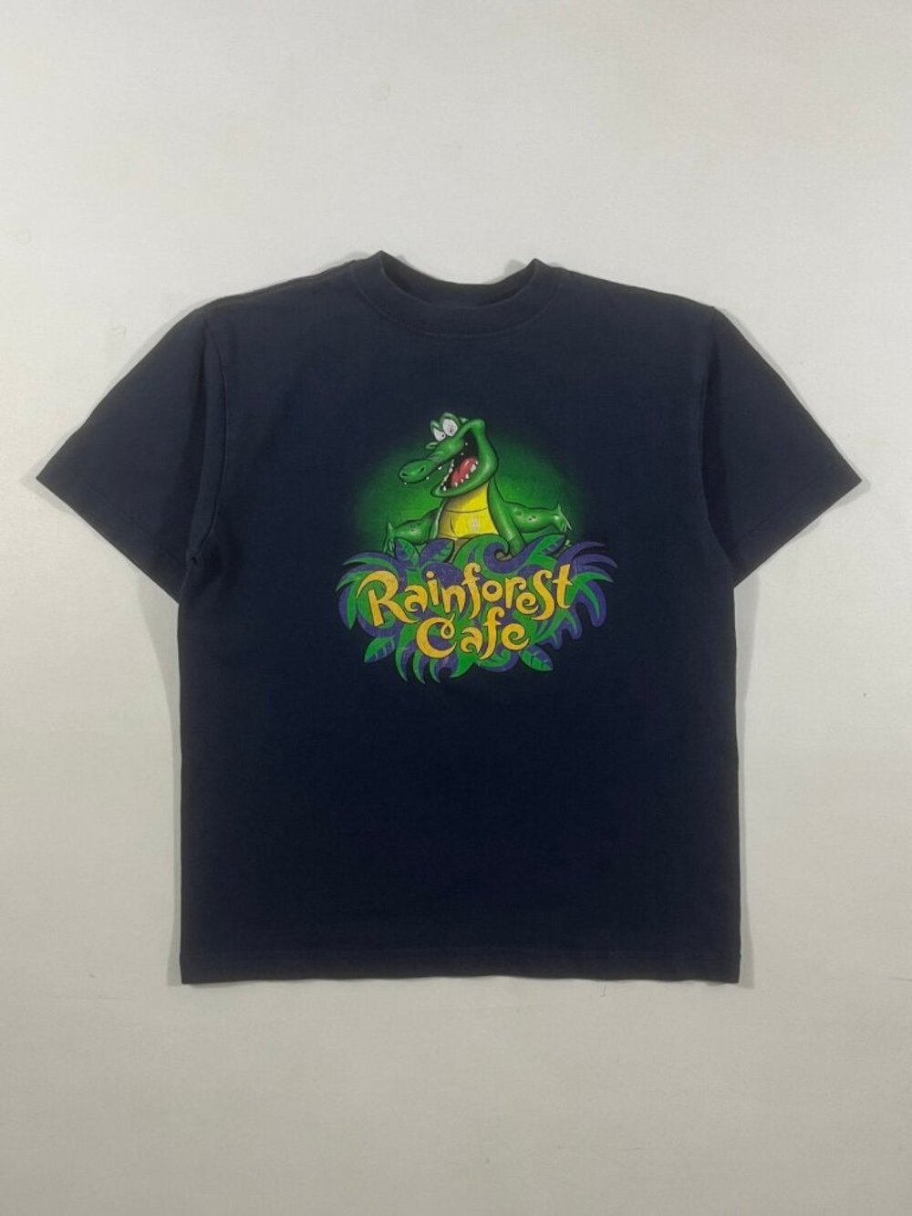 Vintage Y2K Rainforest Cafe Alligator Graphic Souvenir T-Shirt Navy